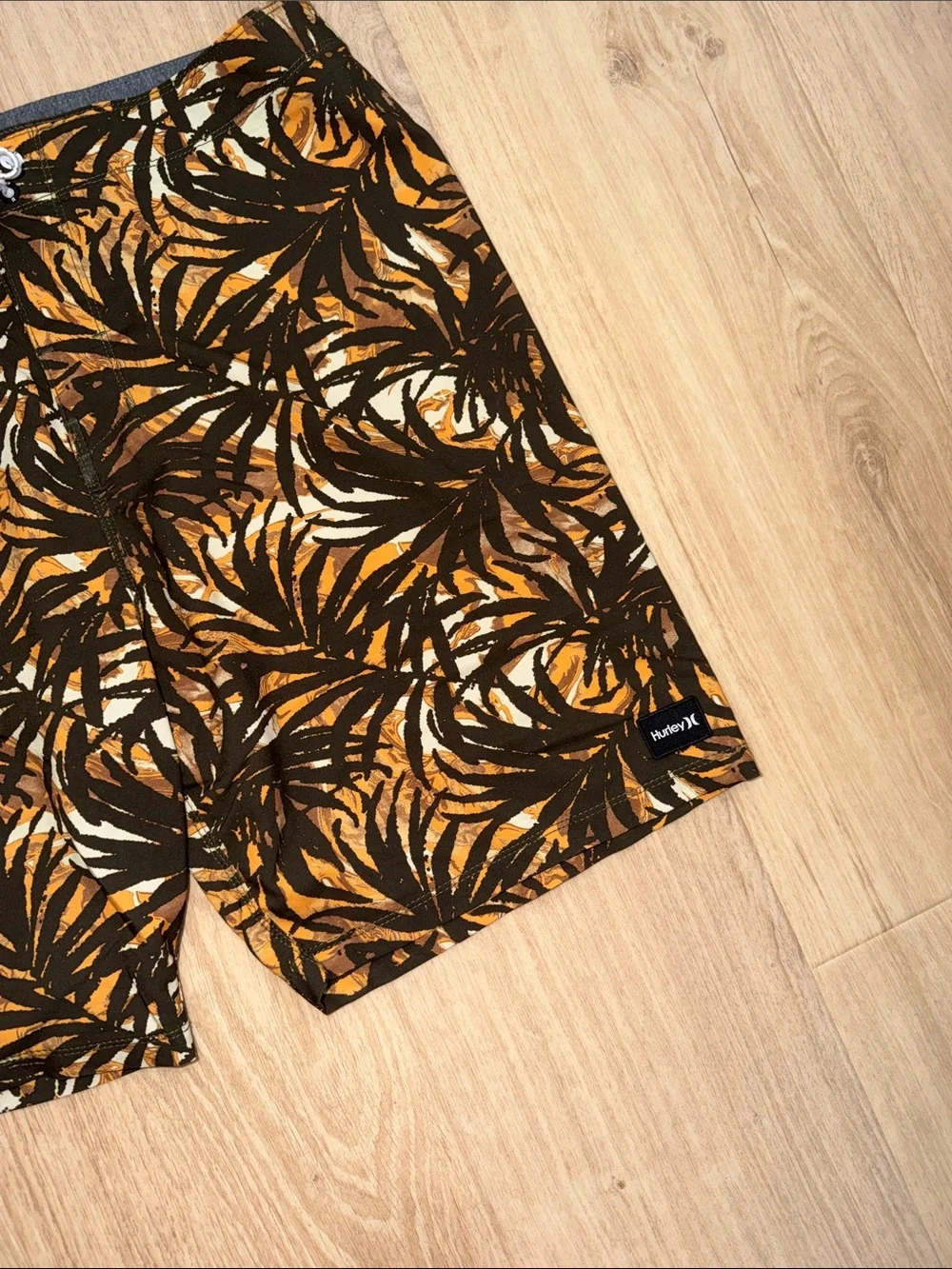 Hurley Orange and Black Palm-Print Swim Shorts size 34”